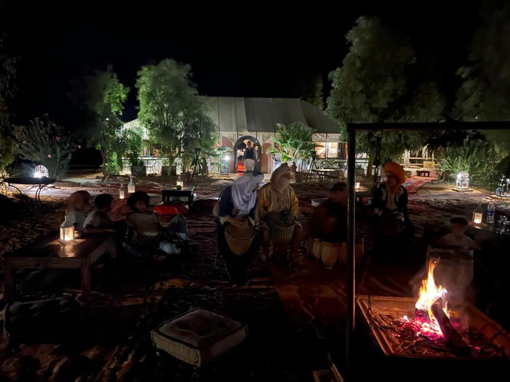Sahara Luxury Merzouga Camp ภายนอก รูปภาพ